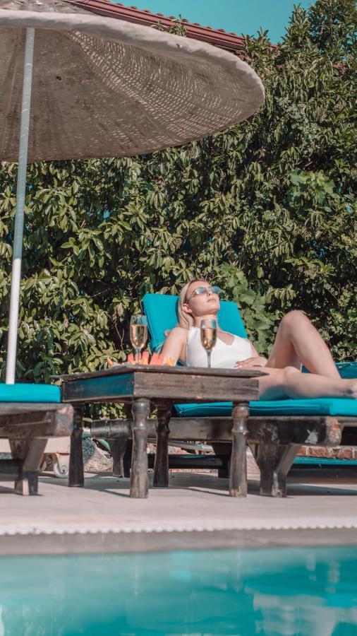 Orino Suites Cedit Zewnętrze zdjęcie