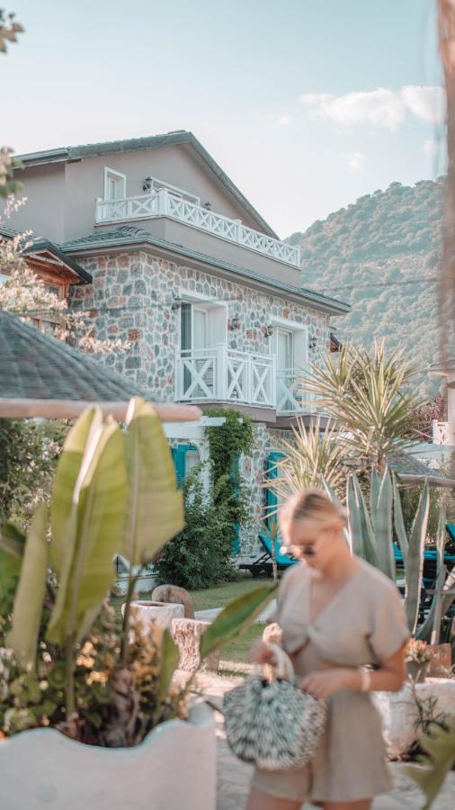 Orino Suites Cedit Zewnętrze zdjęcie