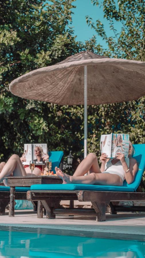 Orino Suites Cedit Zewnętrze zdjęcie